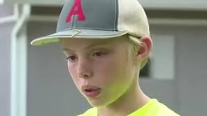 Boy says to 911 operator that he 'hit him in the back with this machete'