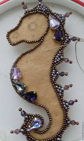 Embroidery Panosundaki Pin