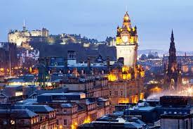 เมืองหลวงของฮังการี ซึ่งเป็นสถานที่ให้กำเนิด เฟเรนซ์ ปุสกัส ยอดศูนย์หน้าระดับตำนานของทีมชาติฮังการี ที่ภายหลังชื่อของ. à¹à¸™à¸°à¸™à¸³ 15 à¹€à¸¡ à¸­à¸‡à¸™ à¸²à¹€à¸— à¸¢à¸§à¹ƒà¸™à¸—à¸§ à¸›à¸¢ à¹‚à¸£à¸› à¸— à¸„à¸™à¹„à¸—à¸¢à¹„à¸¡ à¸„ à¸­à¸¢à¸ˆà¸°à¸£ à¸ˆ à¸