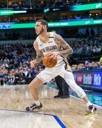 New Orleans Pelicans On Instagram This Man Is On Fire From Distance New Orleans Pelicans Orleans New Orleans