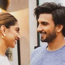 Deepika Padukone calls Ranveer Singh her 'biggest cheerleader' as they  groove to Gehraiyaan's ...