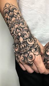 30 Photos Of Geometric Tattoos For Inspiration Men And Women Pictures And Tattoos Hand Tattoos Mandala Hand Tattoos Hand Tattoos Pictures