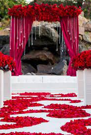 30 Valentines Day Wedding Ideas Wedding Forward Red Wedding Theme Valentines Day Weddings Valentine Wedding