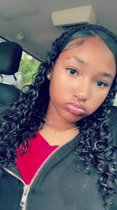 Lightskin Girl That's Friends with Molly