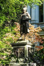 Benjamin Franklin Statue - Freedom Trail - Boston Discovery Guide