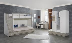 Ein kinderzimmer (früher auch kinderstube) ist ein raum innerhalb einer wohnung, der in seiner nutzung speziell den bedürfnissen von kindern innerhalb des familienlebens angepasst ist. Praktisches Kinderzimmer Alpha Mit Hochbett Usb Moebel Lux De