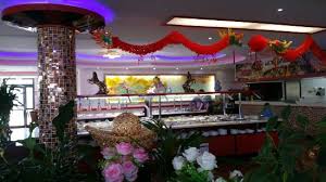 Designed & created by pegasus online. L Interieur Du Restaurant Picture Of Le Palais De Jade Cleon Tripadvisor