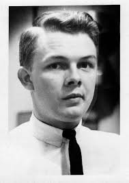 Here is my great great great grandparents Ashland Howard and Lula Jenkins  Howard with extended family. Not sure where they took it, but Ashland and  Lula are