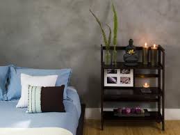 Designer S Notes A Peaceful Zen Feeling Is Inevitable When You Sleep In Organic Cotton Sheets Next To An Earth Plaster Wa Zen Bedroom Bedroom Design Zen Decor