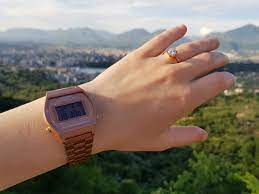 Combines style with features casio is known for such as an led light and a 1/100th second stopwatch. Casio B640wc 5a Bought It Last Year As A Birthday Present For My Wife And She Loves It Casio