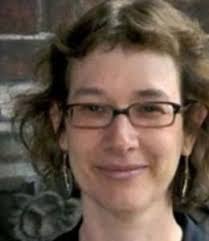 Lisa Rosner's Instagram, Twitter & Facebook