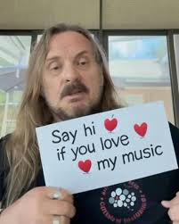 Say hi if you love music my