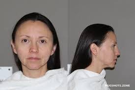 Diane Maciel's Instagram, Twitter & Facebook