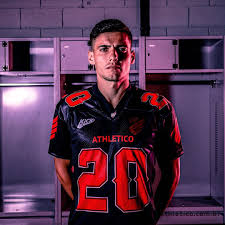 A nova camisa do furacão, que só deve ser usada no ano que vem, também ficou bem diferente. Amzinai Magas Skaitinis Camisa Atletico Paranaense 2019 Feminina Clarodelbosque Com