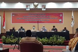 Puting beliung rusak puluhan rumah warga. Kpu Kepri Tetapkan Dpt Pilkada 1 1 Juta Orang Antara News