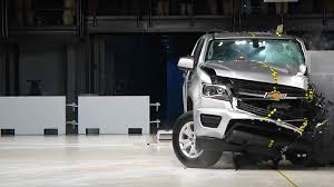 Compact pick up truck demolition derby saturday night, august 26th, 2017 at the lorain county fair in wellington, ohio. Iihs Gives Good Ratings To 4 Of 8 Midsize Pickups In Crash Test Autoblog