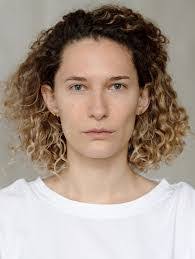 Sarah Oswald's Instagram, Twitter & Facebook