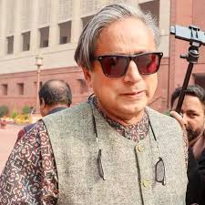 Pinarayi Vijayan's daughter allegedly receives Rs 1.72 crore for undone IT  services, IT Board deems it 'illegal'