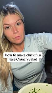 Kelly Kale's Instagram, Twitter & Facebook