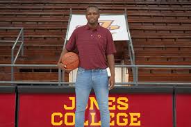 Josiah Lee named assistant women's basketball coach