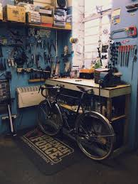 Been A Slow Day At Work After Christmas Nice Shop Setup Small But Very Functional Garage Design Bike Room Bicycle Garage