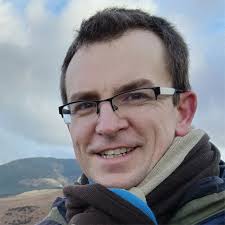 Digital inequalities in secondary schools: how can they be overcome?