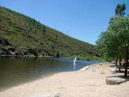 The pure, crystal clear waters of loriga river beach come from a spring in the mountains, and it is surrounded by a preserved environment, in a rugged area of outstanding natural beauty. Wikiloc Picture Of Praia Fluvial Da Cerejeira 1 4