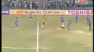 Giải lần thứ 7 (năm 2008), giải vô địch bóng đá đông nam á được gọi là aff suzuki cup 2008 do công ty suzuki của nhật bản đã mua quyền đặt tên cho giải đấu và do đó, giải đấu đã được đặt tên là aff suzuki cup. Thailand 3 0 Malaysia Aff Suzuki Cup 2008 Youtube