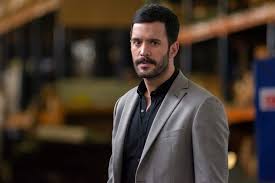 En son kuzgun dizisinde yer alan barış arduç retedilmez bir teklifle çukur kadrosuna katıldı. Baris Arduc Dunyasi Auf Twitter Kuzgun 14 Bolum Fotograflari Barisarduc Burcubiricik Kuzgun Kuzguncebeci Dilacebeci Kuzdil