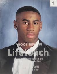 Mable Armstrong City Wide Ushers award six area students with scholarships 