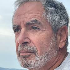 Hal Barrow (@iamhalbarrow)