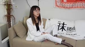 小甜豆稚予足交