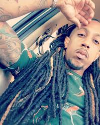 Sean Holcombe (@kingjawz) • Instagram photos and videos