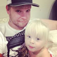 derek murrell (@murrell85)