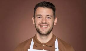 Μαστερ σεφ 2019 ομαδικη δοκιμασια. Masterchef Telikos O Persinos Nikhths Problepei Poios 8a Parei To Epa8lo Fetos Photos Gossip Tv Gr