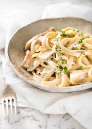 One Pot Chicken Alfredo Pasta Recipe Chicken Alfredo Chicken Alfredo Pasta Recipetin Eats