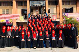 Pada 2009, sekolah kebangsaan bangi memiliki 1041 pelajar lelaki dan 944 pelajar perempuan, menjadikan jumlah keseluruhan murid seramai 1985 orang. Sk Bangi Rasmi Home Facebook