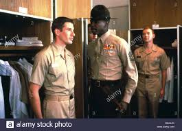 RÃ©sultat de recherche d'images pour "officier gentleman images"