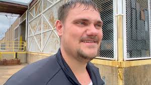 Corrections officer rescues Hominy police officer