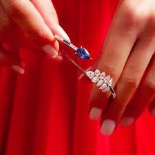 Gismondi 1754 Jewelry On Instagram When You Have Magic On Your Hands Essenza Collection White Gold Bracelet With White Gold Bracelet Gold Bracelet Bracelets