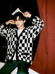 Alongside their first studio album hot sauce and the music video for their jisung's mickey mouse phone case made an appearance on the hot sauce mv #jisung #지성 #nct #nctdream #맛_hotsauce. Update Nct Dream Drops Hot Sauce Mv Teaser New Concept Photos Soompi