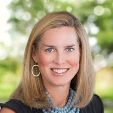 Rebecca Strang's Instagram, Twitter & Facebook