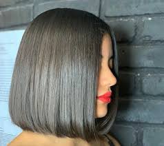 Se per la tua capigliatura stai puntando a una lunghezza media, ci sono buone notizie: Viso Tondo Quale Taglio Di Capelli Scegliere Contestarockhair