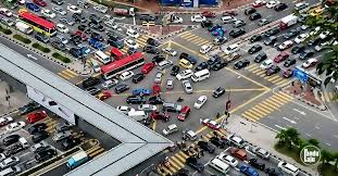 Selain kos hidup tinggi, kesesakan lalu lintas di kuala lumpur menjadi antara kebimbangan kebanyakan penduduk yang menetap atau bekerja di ibu sebelum berkahwin dan mempunyai anak, saya menaiki lrt ke tempat kerja kerana tidak perlu mengharungi kesesakan lalu lintas, cuma. Kajian Semakin Sesak Jalan Raya Semakin Tinggi Risiko Sakit Mental
