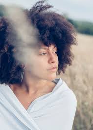 Thea Mclean's Instagram, Twitter & Facebook