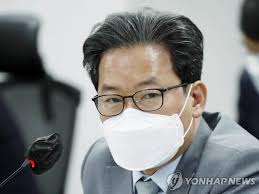 '부적절 발언' 日 소마 총괄공사, 경질돼 곧 한국 떠난다 27. Wzx3krhojfj5m