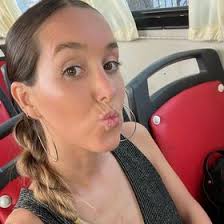 Olivia Olmos (olmosolivia94)