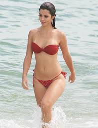 Em portugal, os microplásticos predominam nas areias das praias, representando 72% do lixo encontrado em zonas industriais e de estuários, salienta um comunicado divulgado pela organização em lisboa. Flagra De Michelle Do Bbb 9 De Biquini Na Praia Ponto Perdido