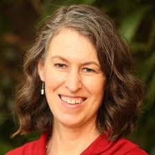 Jennifer Hatfield's Instagram, Twitter & Facebook