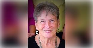 Darryl Wolfe's Instagram, Twitter & Facebook